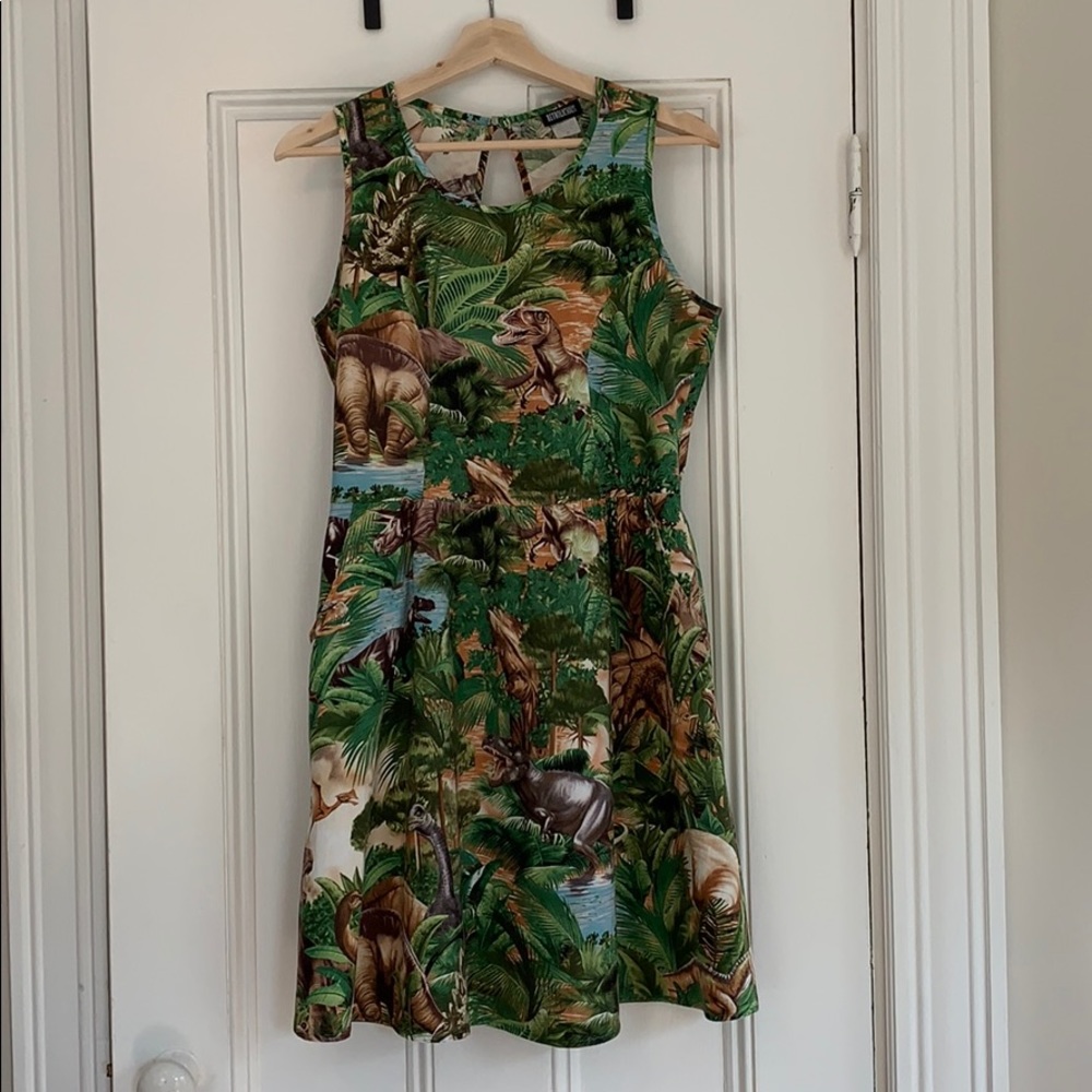 Retrolicious Dinosaur Dress Size Medium
